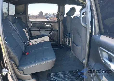 2023 Ram 1500 Big Horn 4X4 6'4 Box z USA, uszkodzony, nr VIN 1C6SRFMT8PN591284